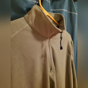 Long sleeve fleece quarter zip